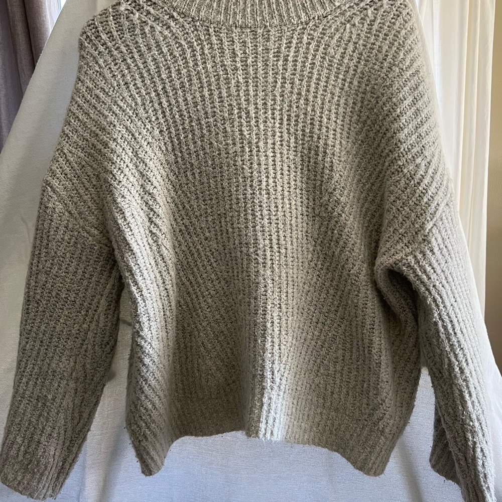 Debut Women's Light Grey Oversized Turtleneck Sweater